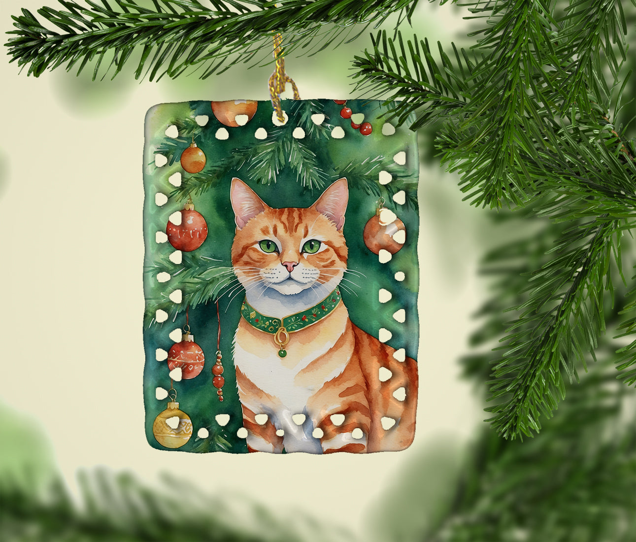 Caroline's Treasures Suphalak Cat By the Christmas Tree Porcelain Ornament