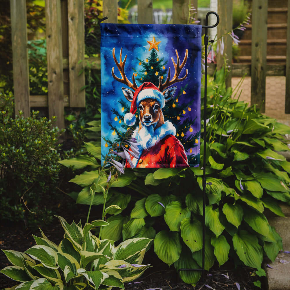 Caroline's Treasures Deer Christmas Garden Flag