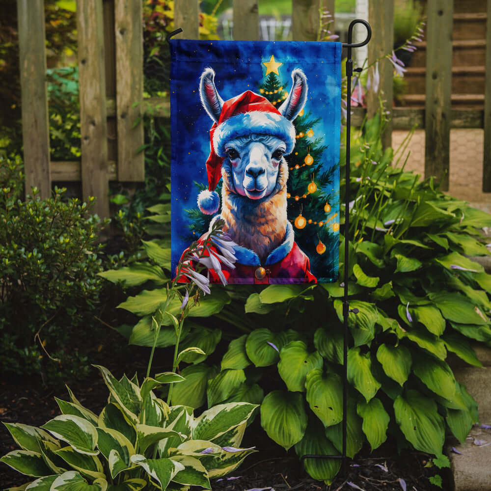 Caroline's Treasures Llama Christmas Garden Flag