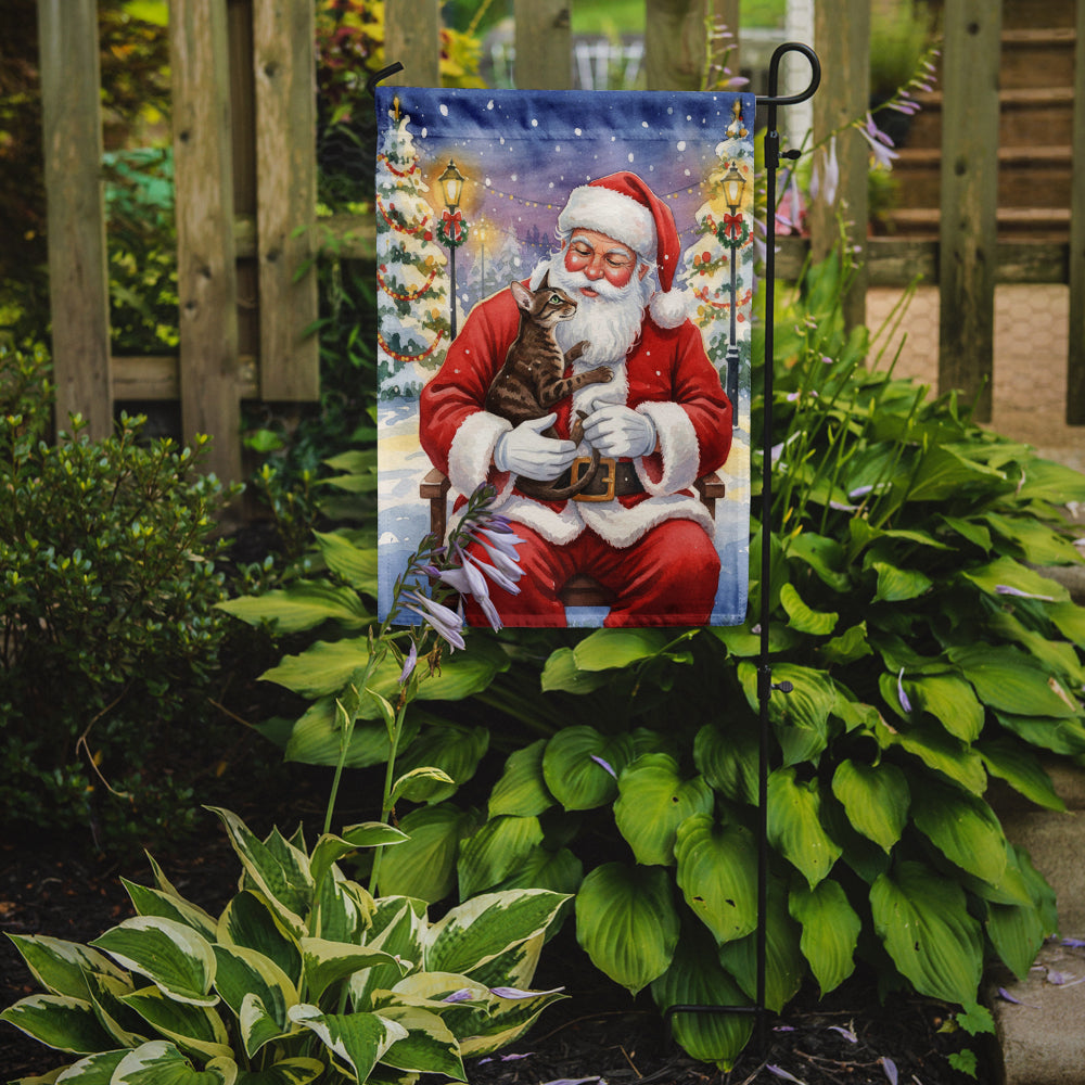 Caroline's Treasures Oriental Shorthair Cat with Santa Claus Garden Flag