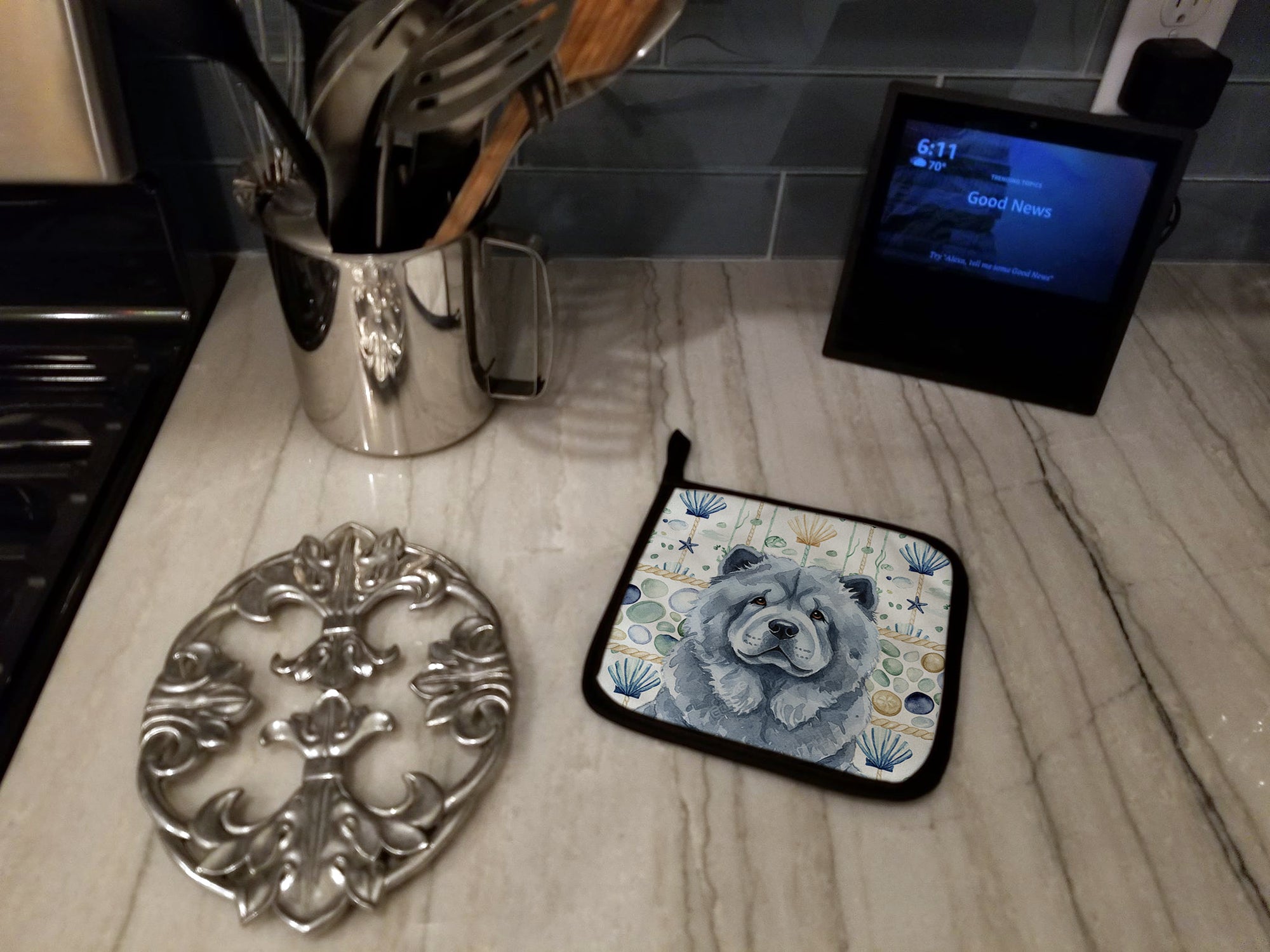 Caroline's Treasures Blue Chow Chow Coastal Sea Glass Pair of Pot Holders