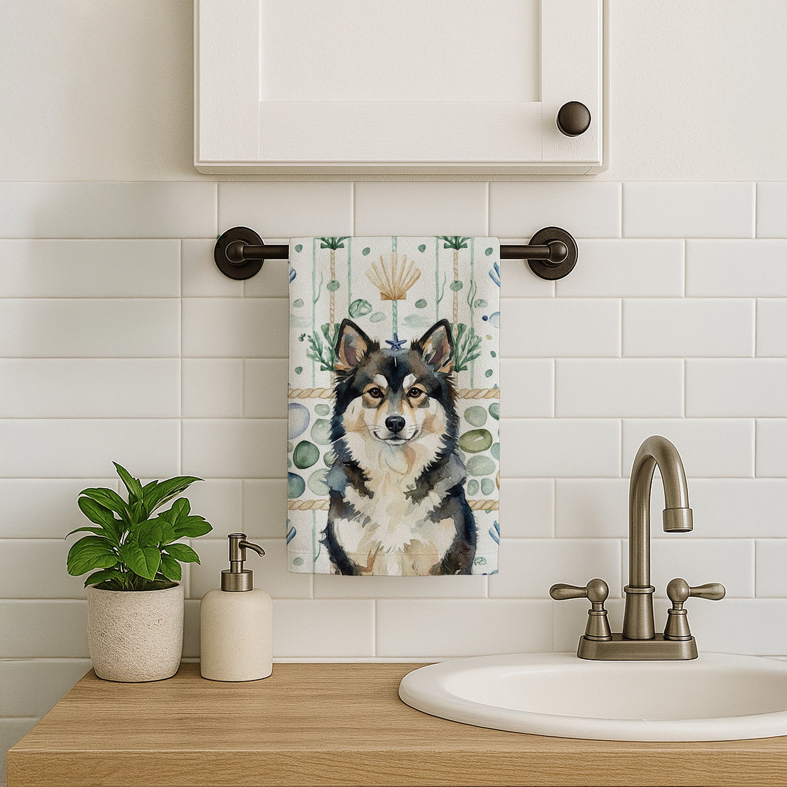 Caroline's Treasures Finnish Lapphund Coastal Sea Glass Kitchen Towel