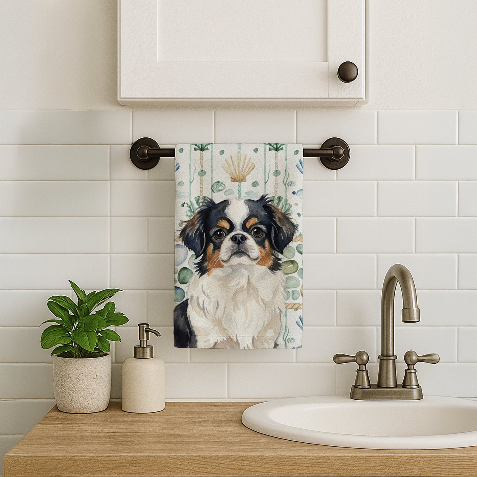 Caroline's Treasures Tricolor Japanese Chin Coastal Sea Glass Kitchen Towel