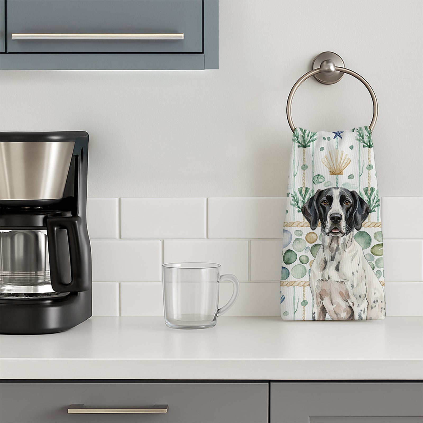 Caroline's Treasures Black and White Pointer Coastal Sea Glass Kitchen Towel