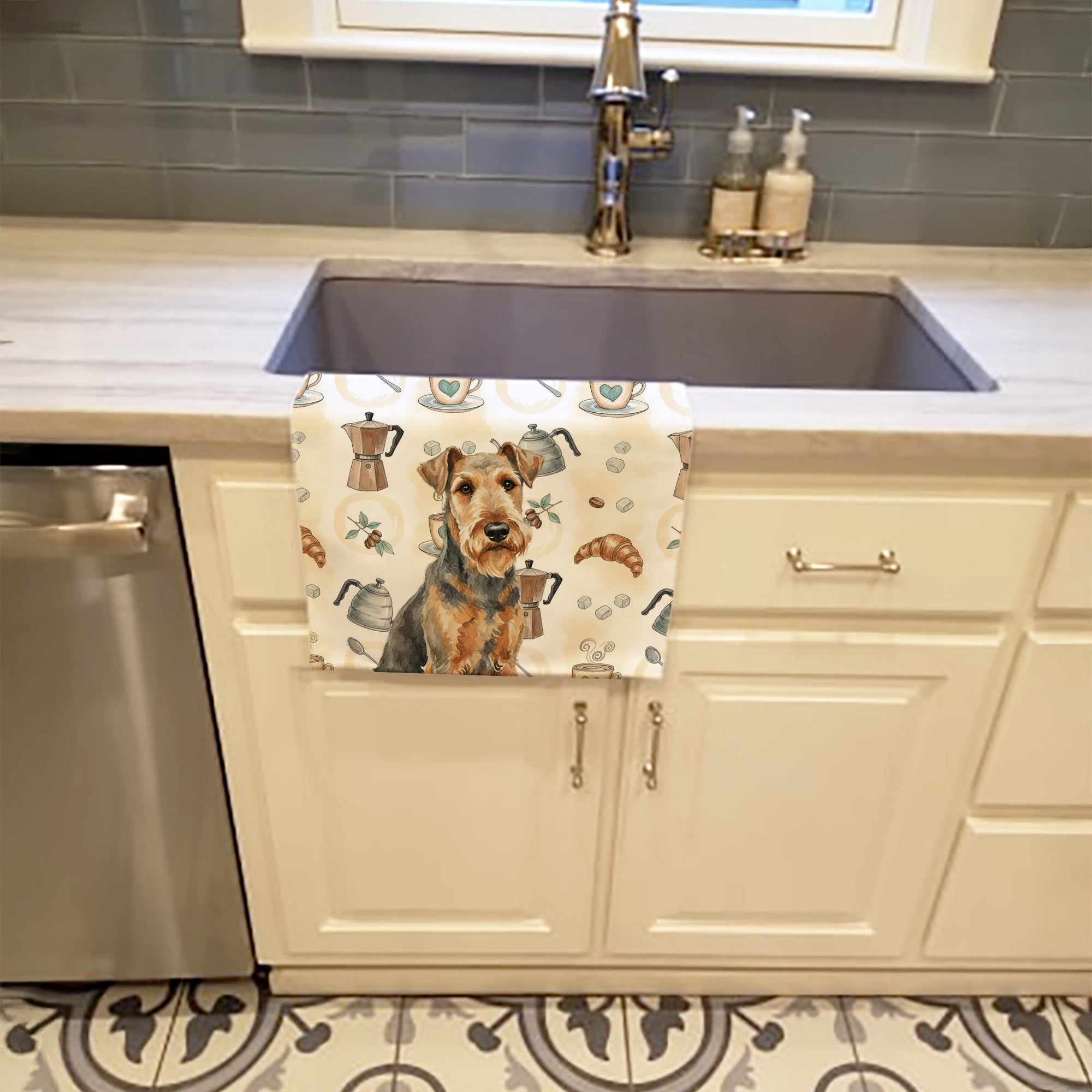 Caroline's Treasures Grizzle Airedale Terrier Coffee Bar Kitchen Towel