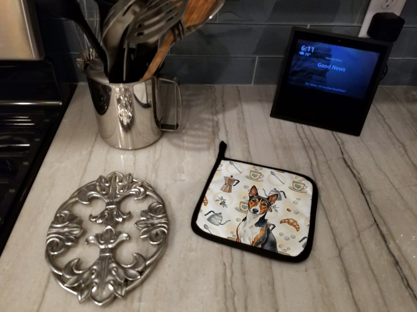Caroline's Treasures Tricolor and White Basenji Coffee Bar Pair of Pot Holders