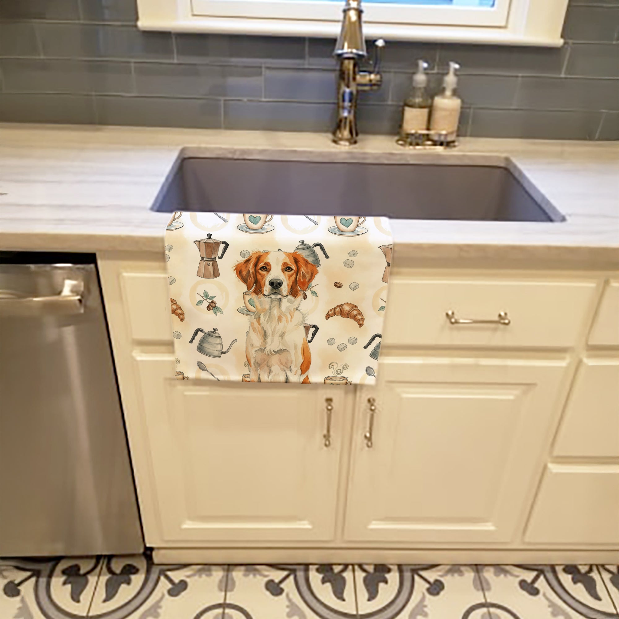 Caroline's Treasures Orange and White Brittany Coffee Bar Kitchen Towel