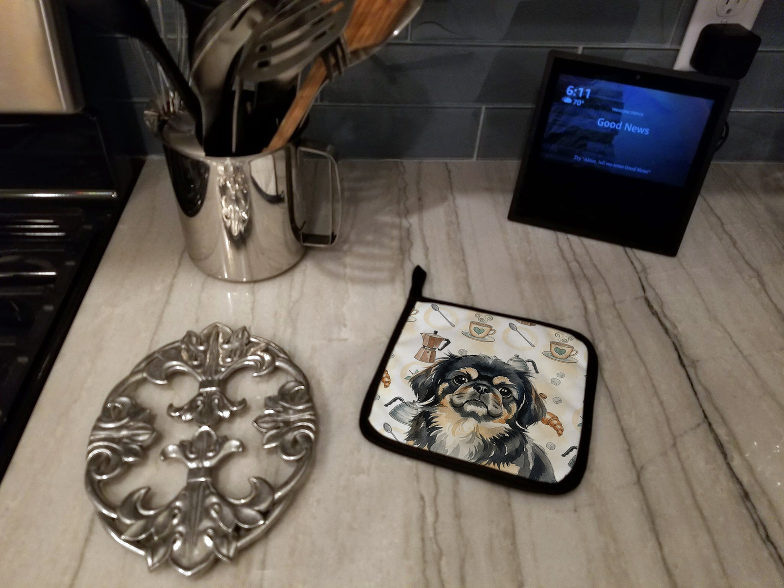 Caroline's Treasures Black and Tan Pekingese Coffee Bar Pair of Pot Holders