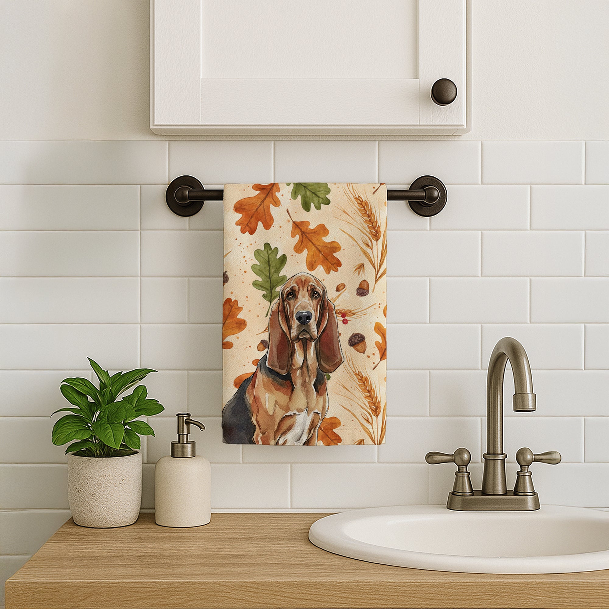 Caroline's Treasures Liver and Tan Bloodhound Heirloom Fall Kitchen Towel