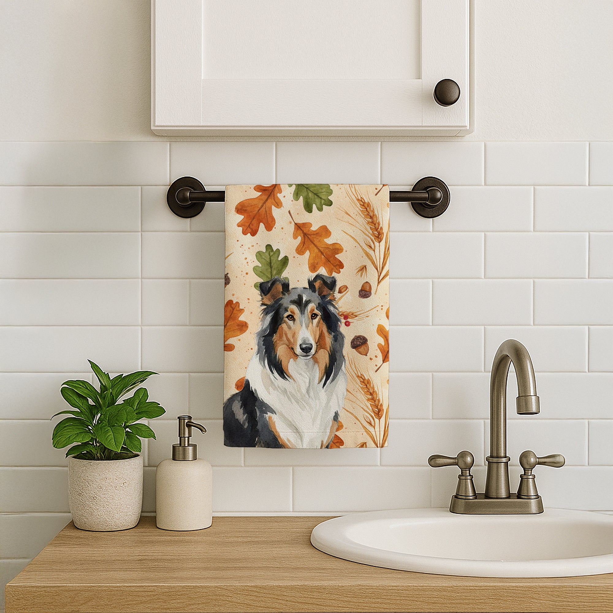 Caroline's Treasures Tricolor Collie Heirloom Fall Kitchen Towel