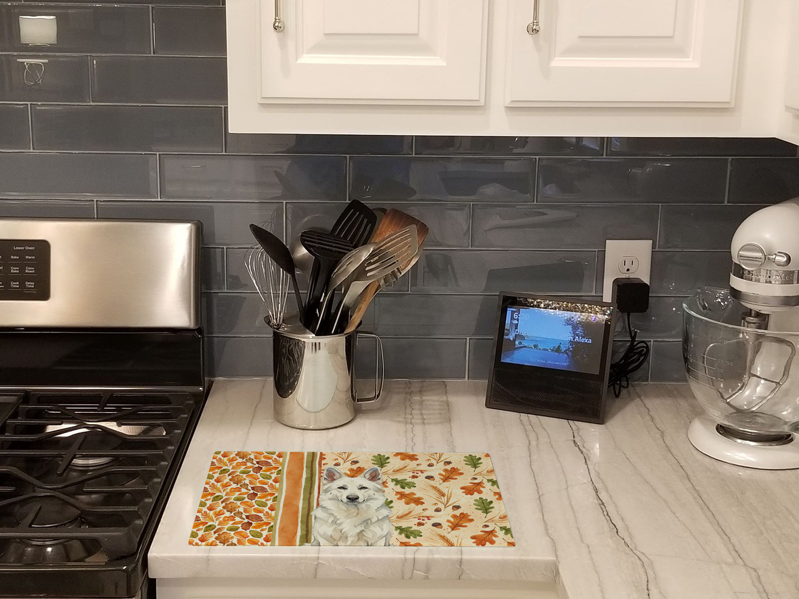 Caroline's Treasures White German Shepherd Heirloom Fall Glass Cutting Board