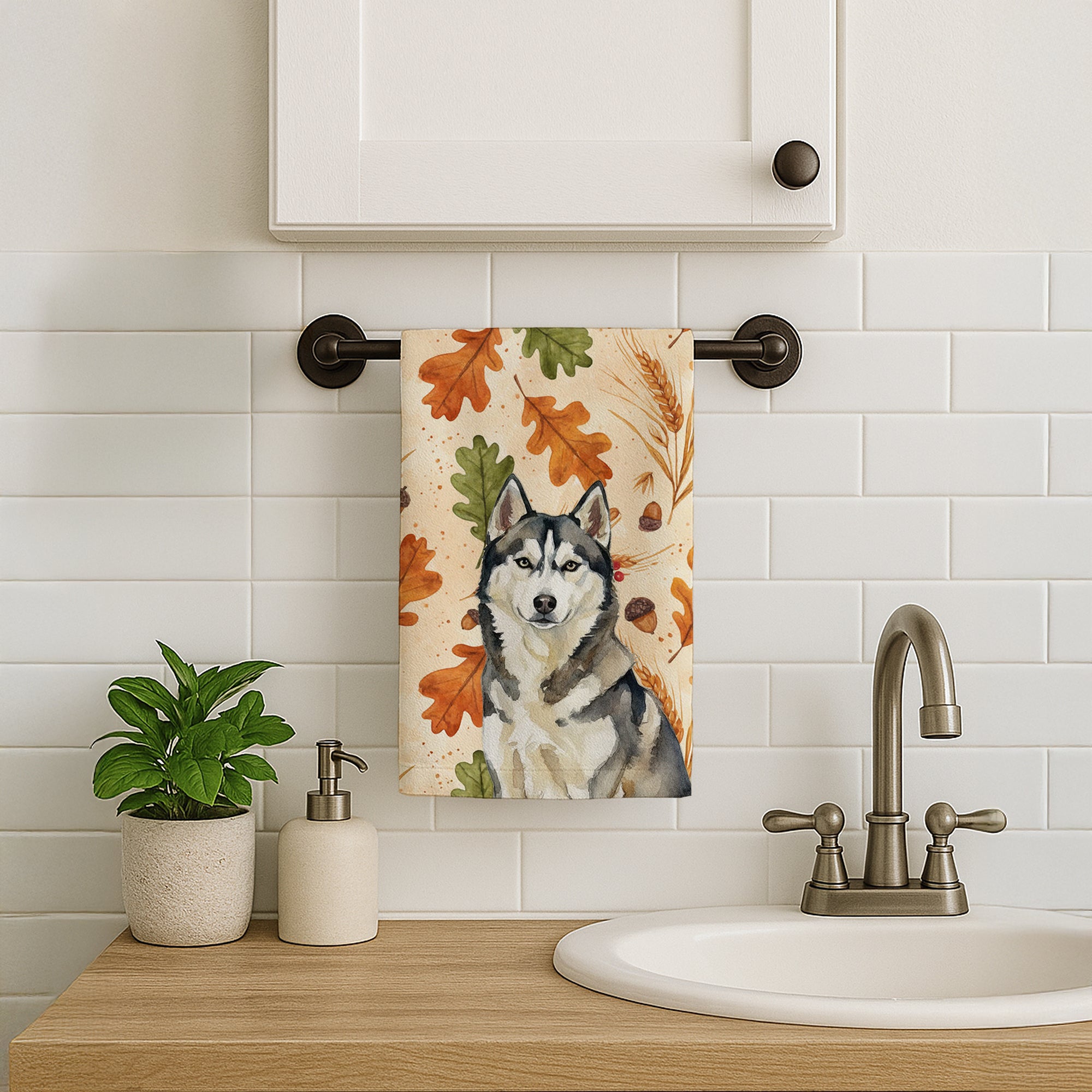 Caroline's Treasures Agouti Siberian Husky Heirloom Fall Kitchen Towel