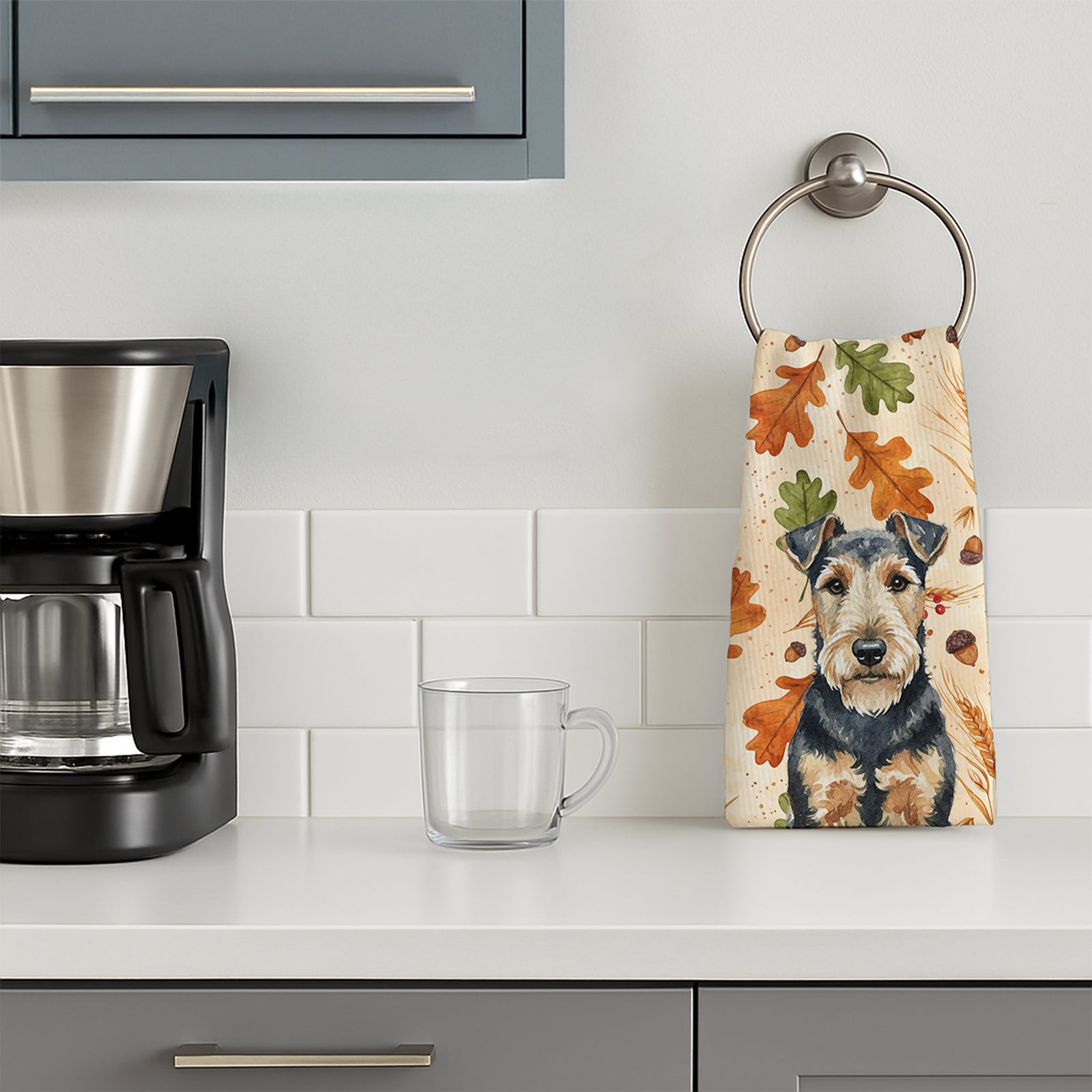 Caroline's Treasures Welsh Terrier Heirloom Fall Kitchen Towel