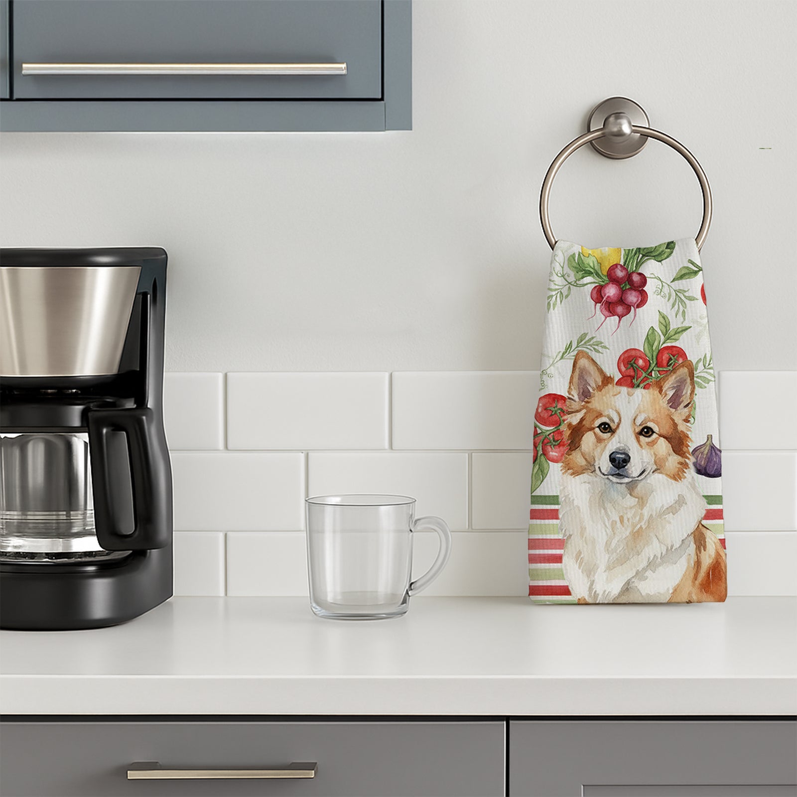 Caroline's Treasures Tan Icelandic Sheepdog Vegetables Kitchen Towel