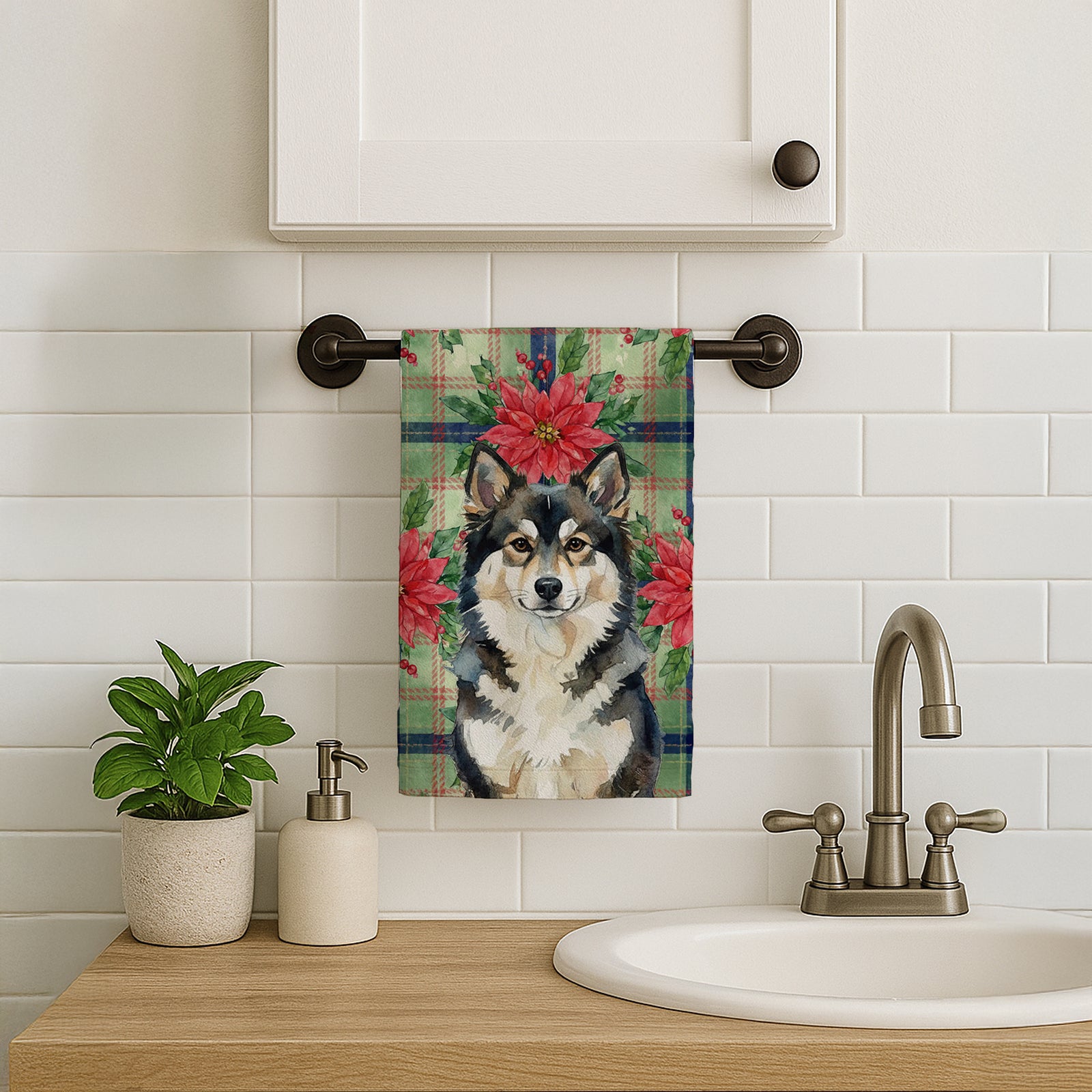 Caroline's Treasures Finnish Lapphund Christmas PoinsettIas Kitchen Towel