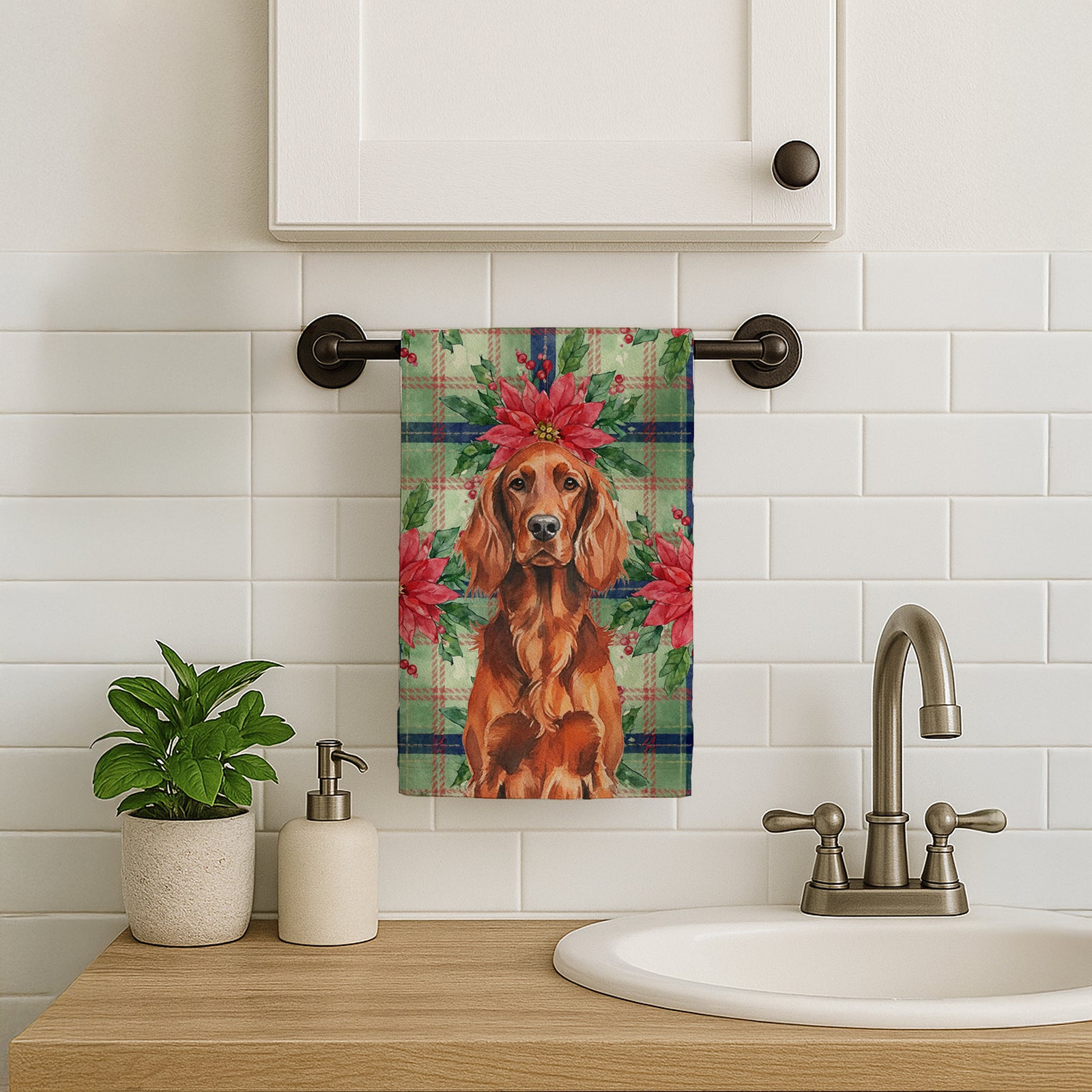 Caroline's Treasures Irish Setter Christmas PoinsettIas Kitchen Towel