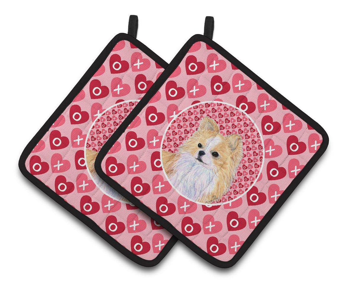 Chihuahua Hearts Love and Valentine&#39;s Day Portrait Pair of Pot Holders SS4473PTHD - the-store.com