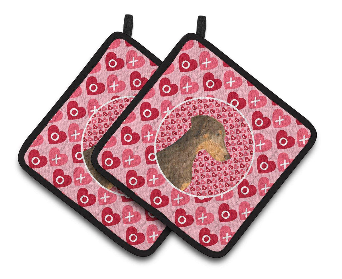 Doberman Hearts Love and Valentine&#39;s Day Portrait Pair of Pot Holders SS4479PTHD - the-store.com