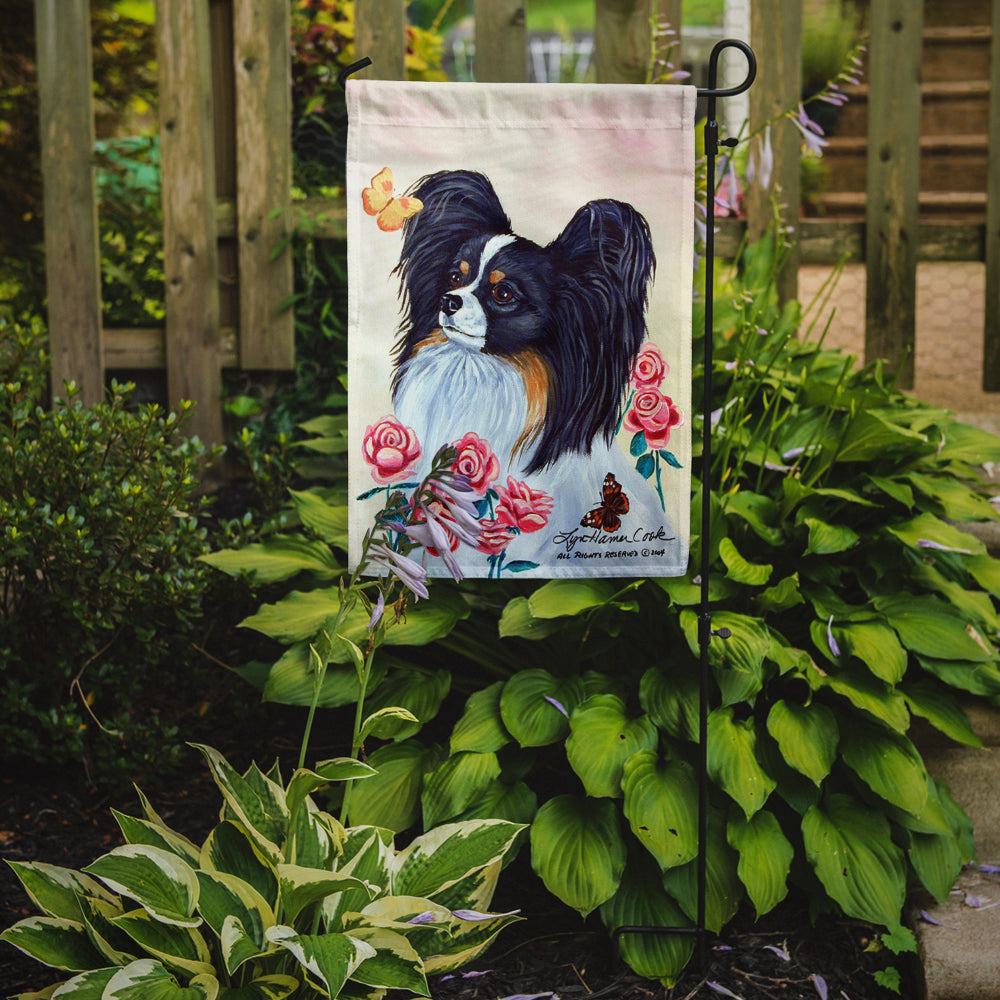 Caroline's Treasures Papillon Garden Flag – Decorative Outdoor Yard Flag