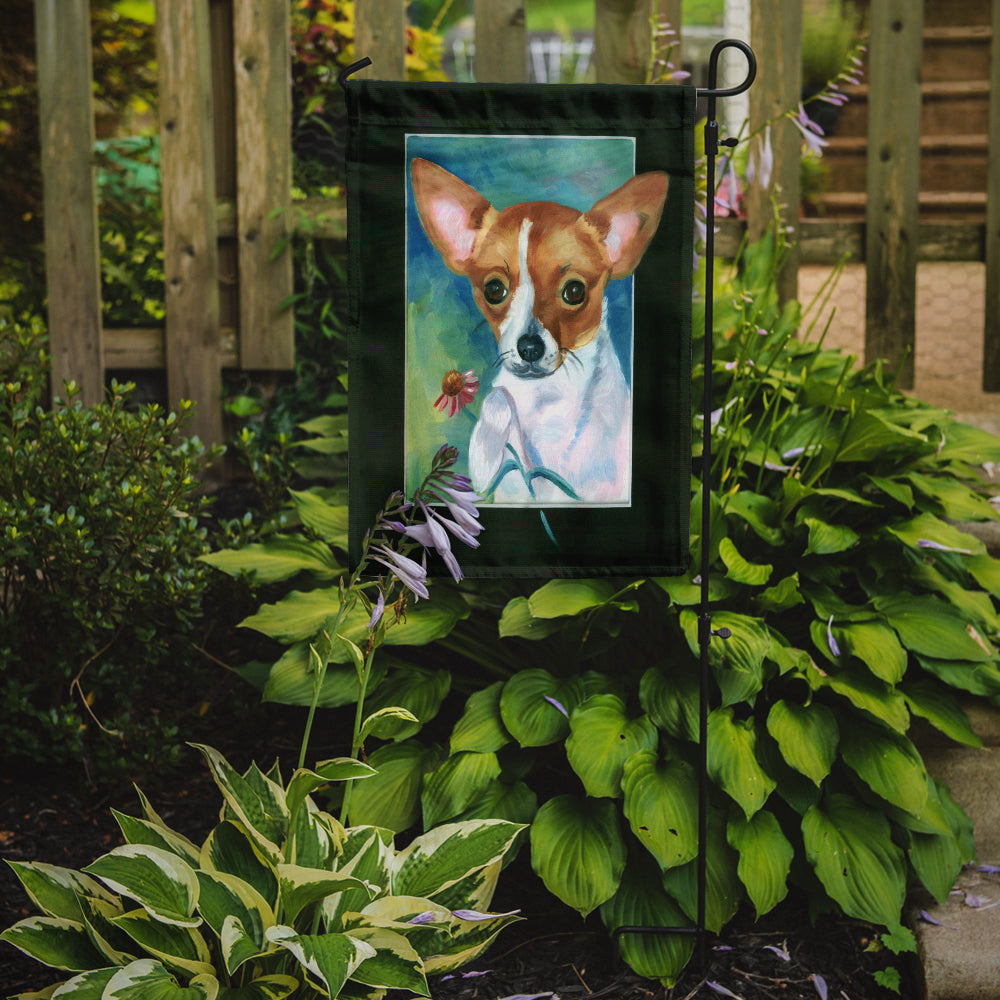 Chihuahua and Daisy Flag Garden Size 7360GF.