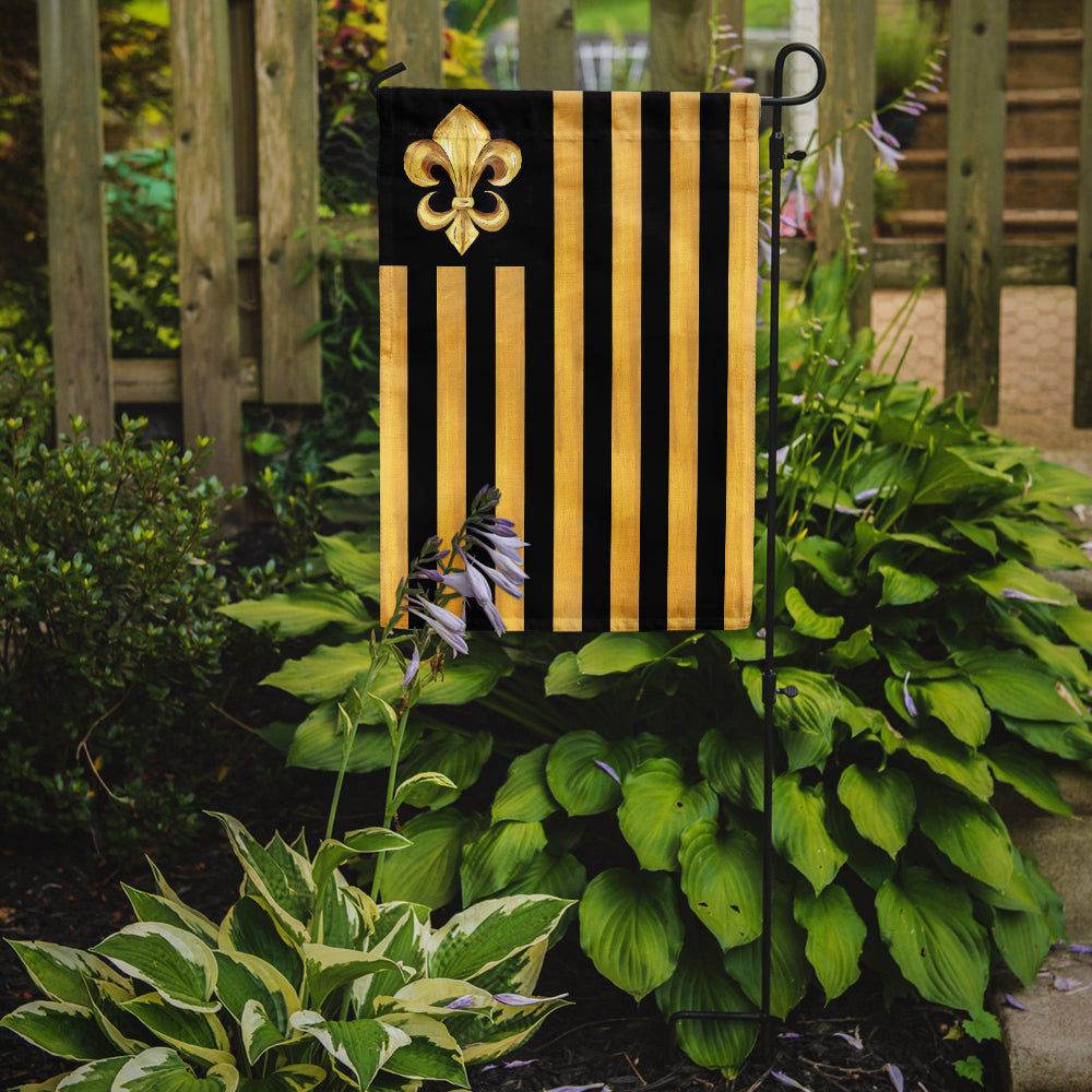 Black and Gold Fleur de lis Nation Flag Garden Size