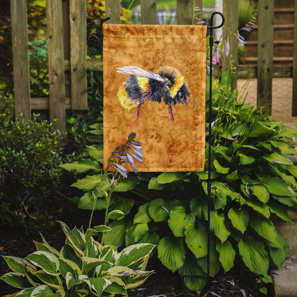Caroline's Treasures Bee on Gold Garden Flag – Decorative Outdoor Yard Flag