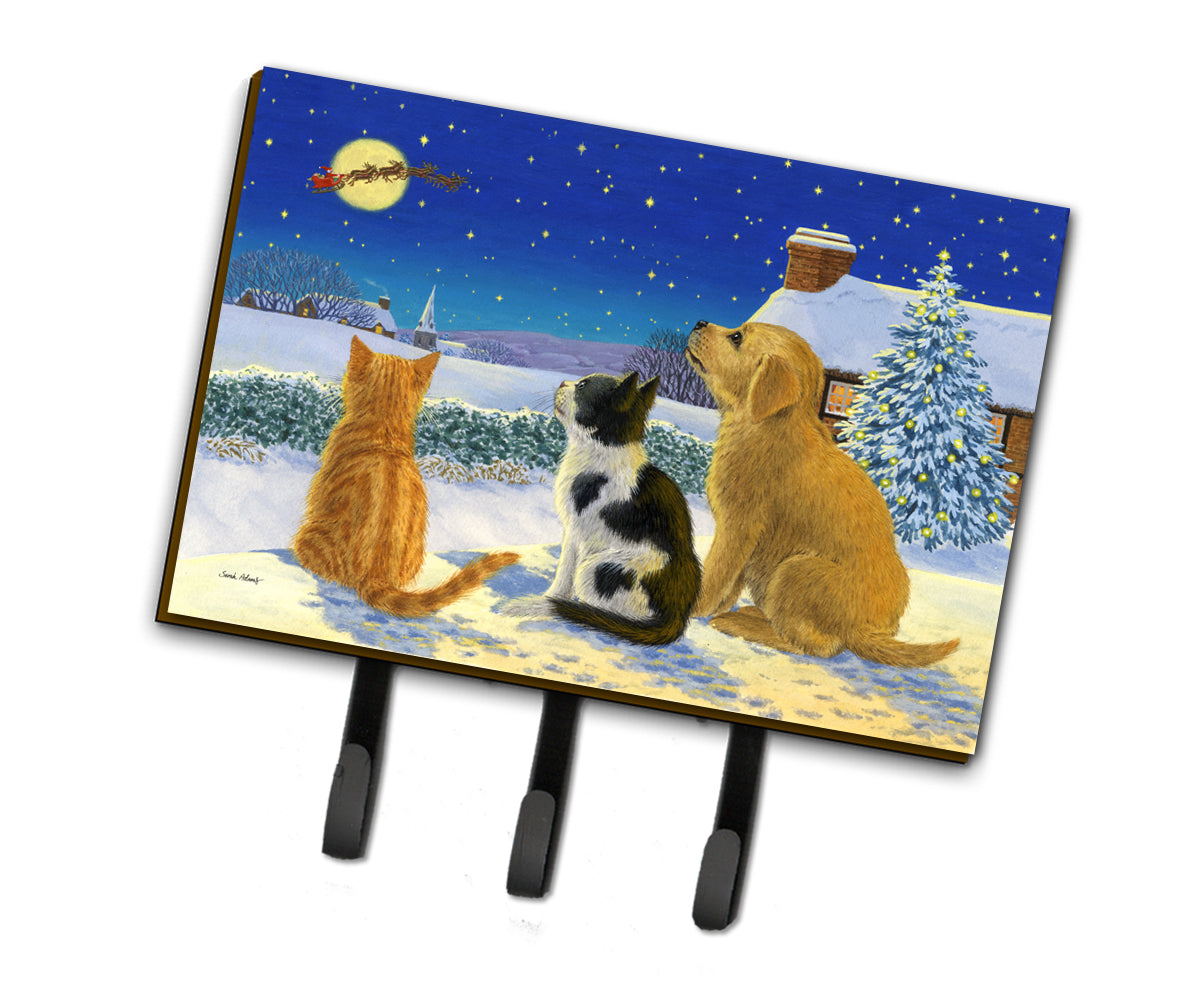 Golden Retriever and kittens Watching Santa Leash or Key Holder ASA2208TH68  the-store.com.