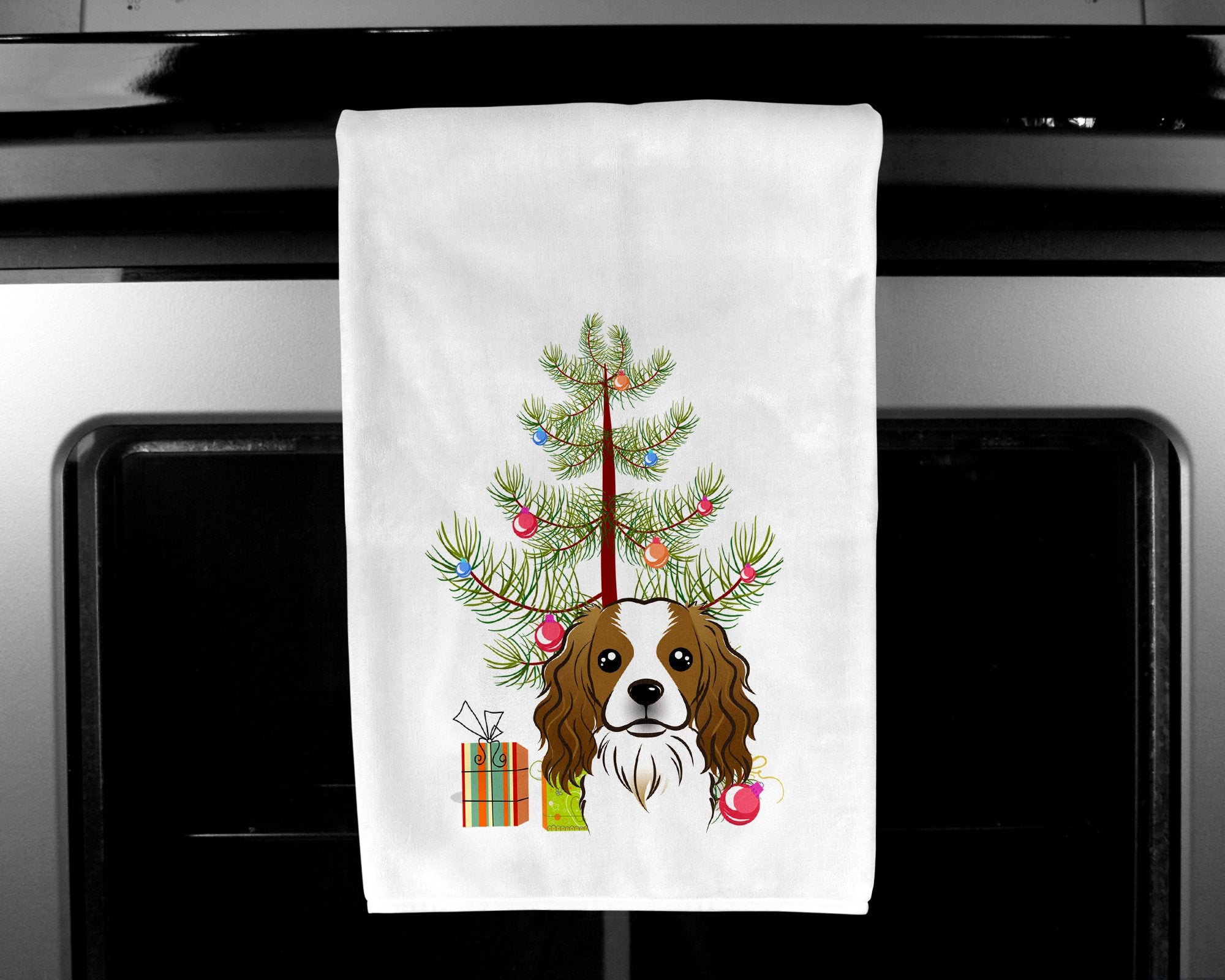 Christmas Tree and Cavalier Spaniel White Kitchen Towel Set of 2 BB1596WTKT by Caroline's Treasures