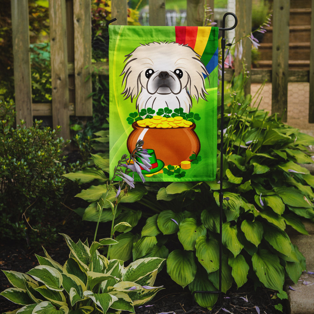 Caroline's Treasures Pekingese St. Patrick's Day Garden Flag – Decorative Outdoor Yard Flag BB1965GF
