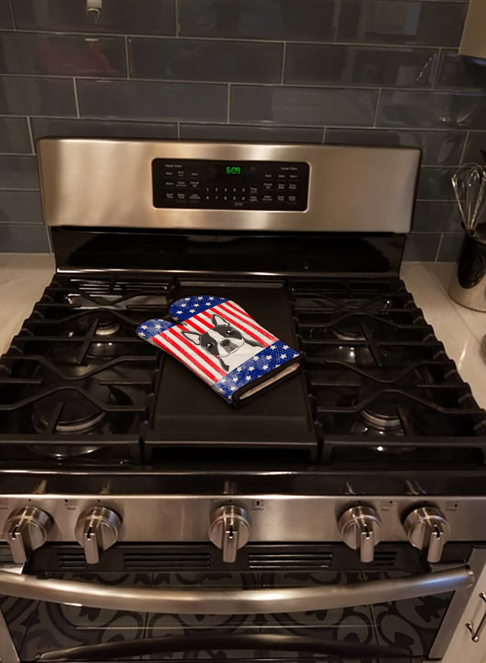 American Flag and Boston Terrier Oven Mitt BB2133OVMT  the-store.com.