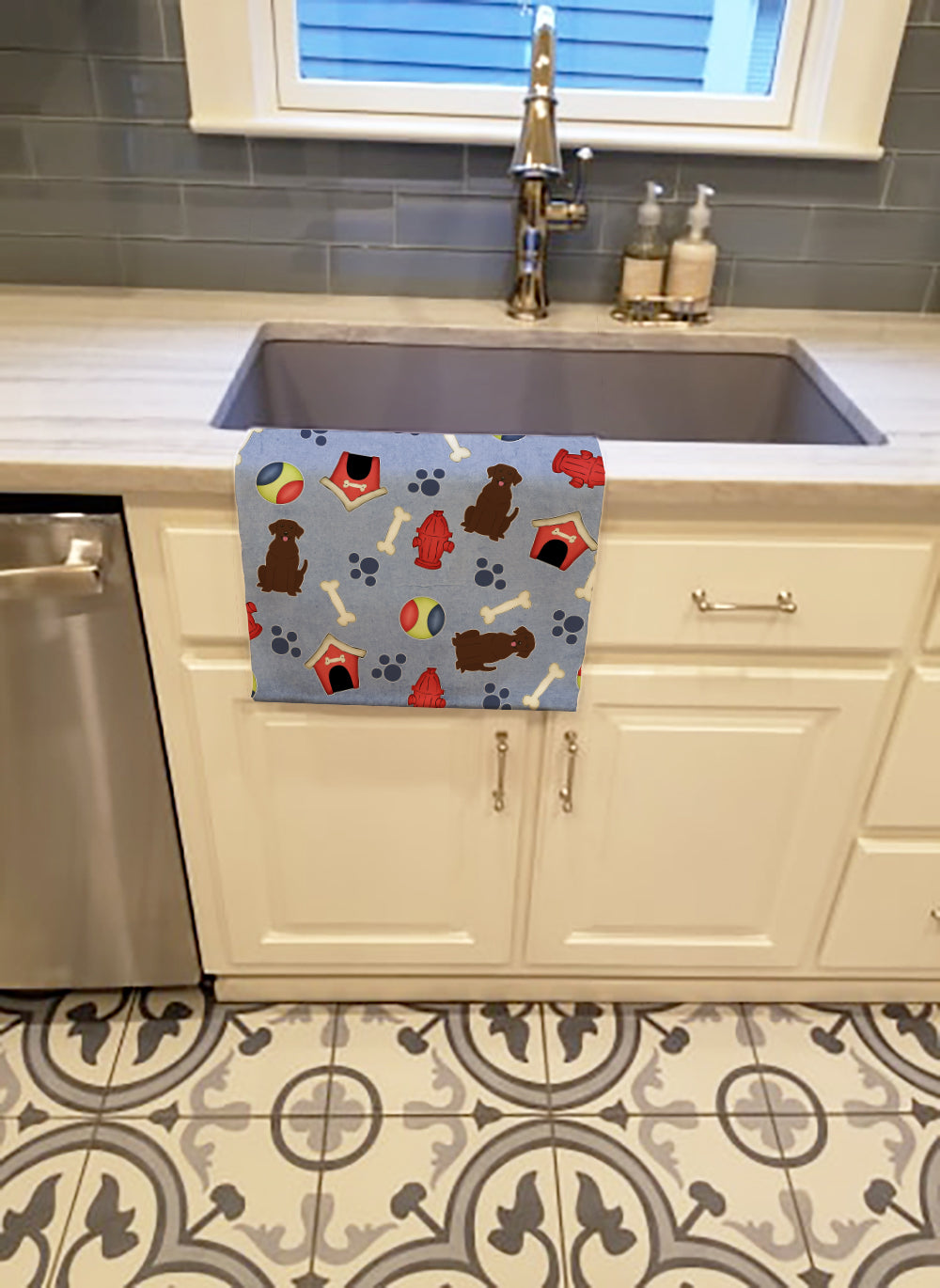 Dog House Collection Chocolate Labrador Kitchen Towel BB2669KTWL - the-store.com