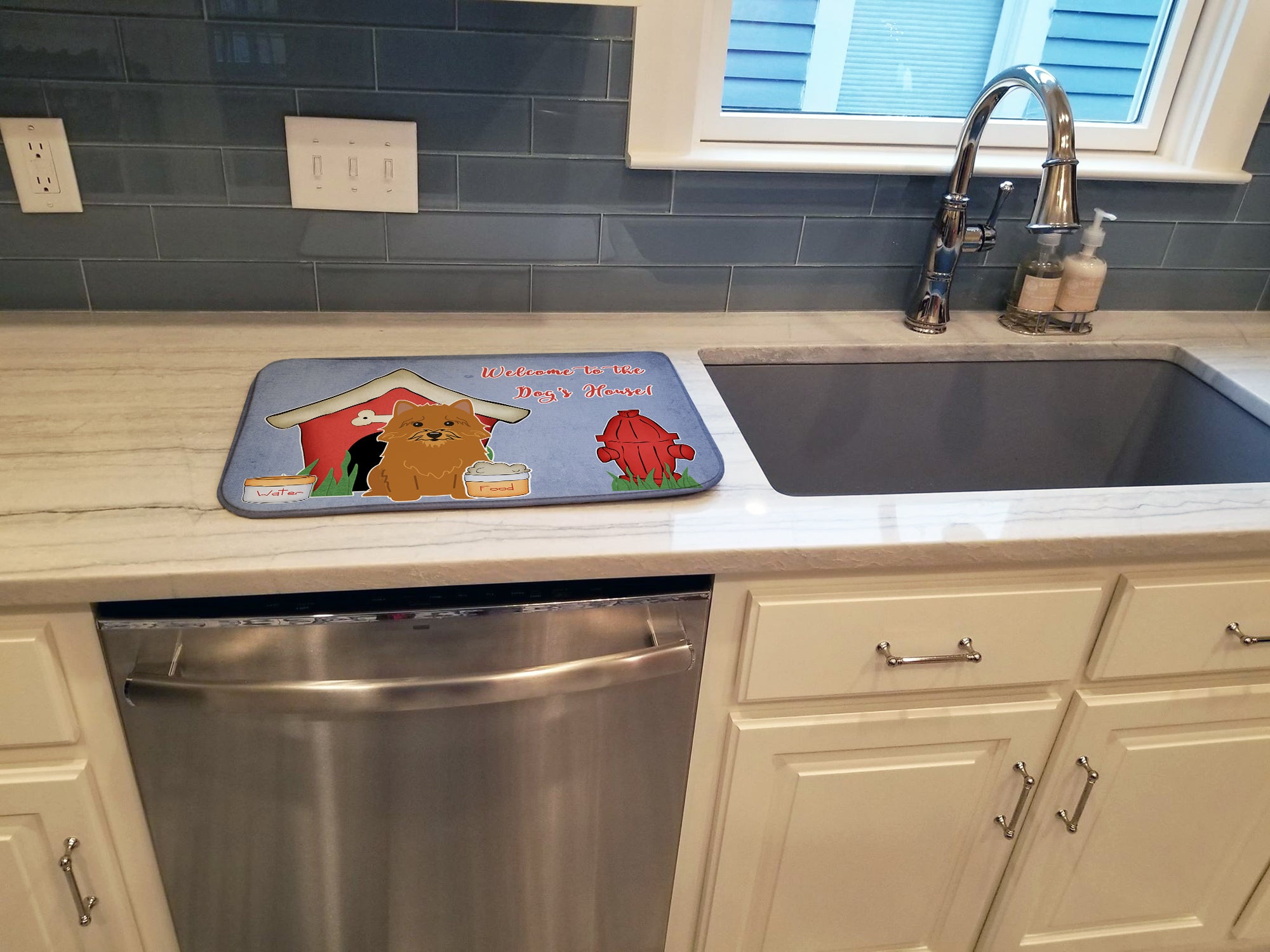 Dog House Collection Norwich Terrier Dish Drying Mat BB2774DDM  the-store.com.
