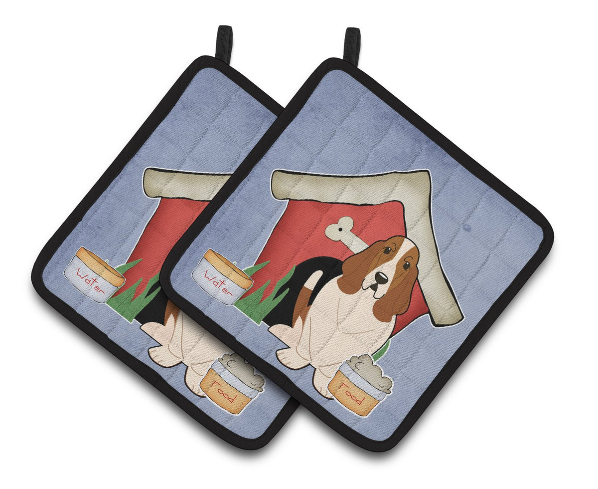 Dog House Collection Basset Hound Pair of Pot Holders BB2775PTHD by Caroline&#39;s Treasures