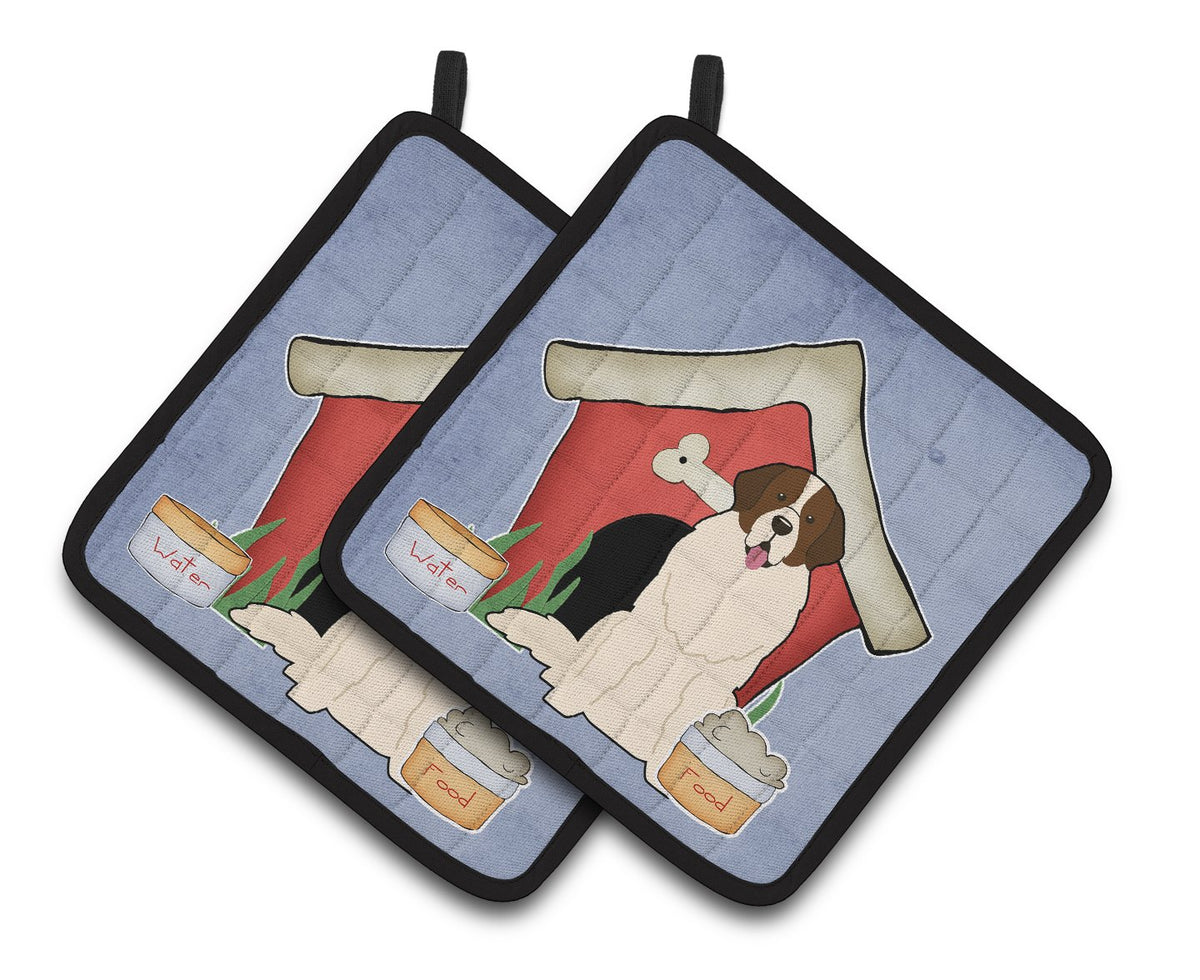 Dog House Collection Moscow Watchdog Pair of Pot Holders by Caroline&#39;s Treasures