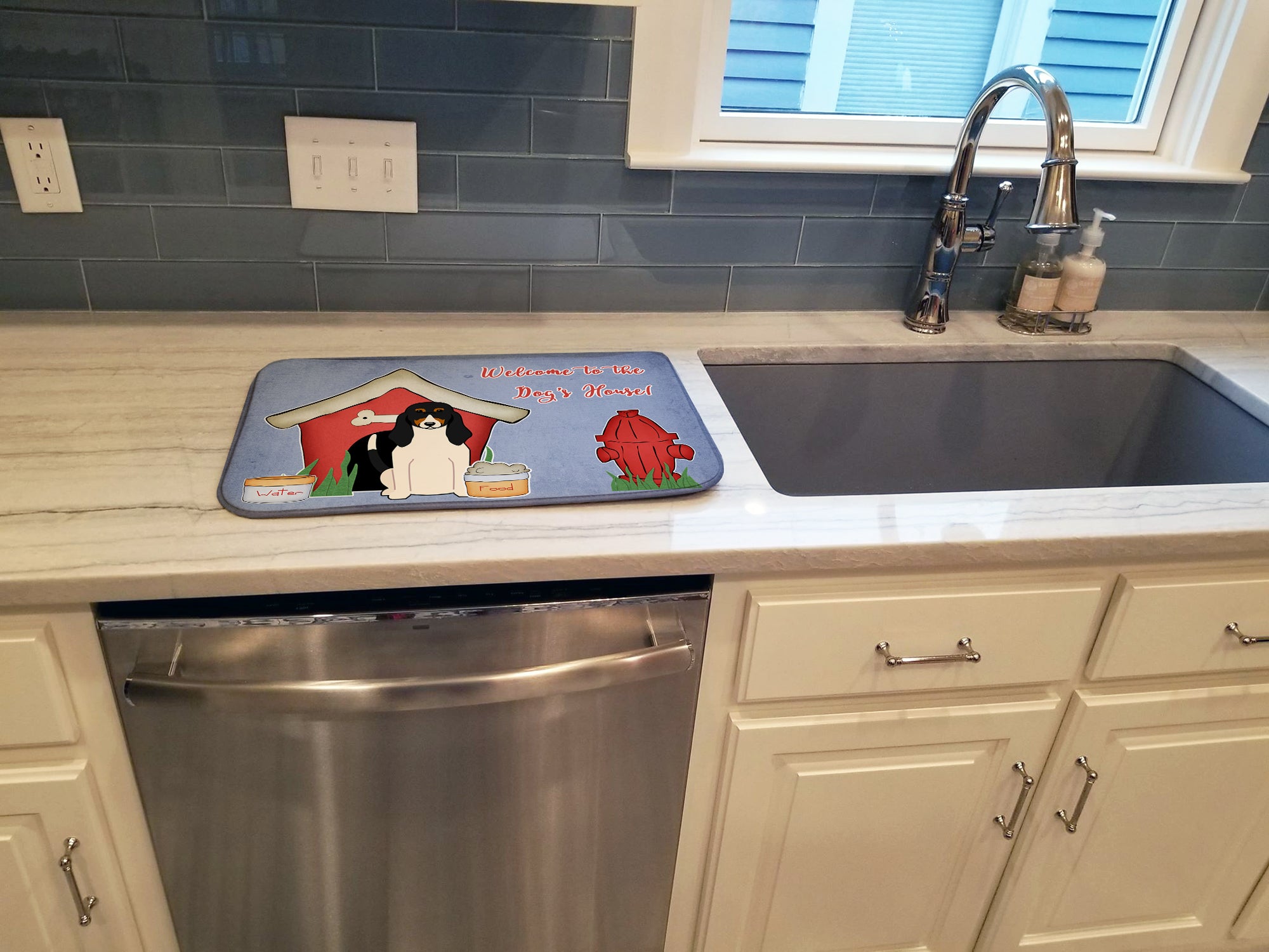 Dog House Collection Swiss Hound Dish Drying Mat BB2798DDM  the-store.com.