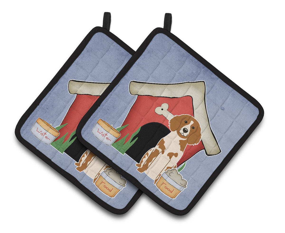 Dog House Collection Brittany Spaniel Pair of Pot Holders BB2826PTHD by Caroline&#39;s Treasures