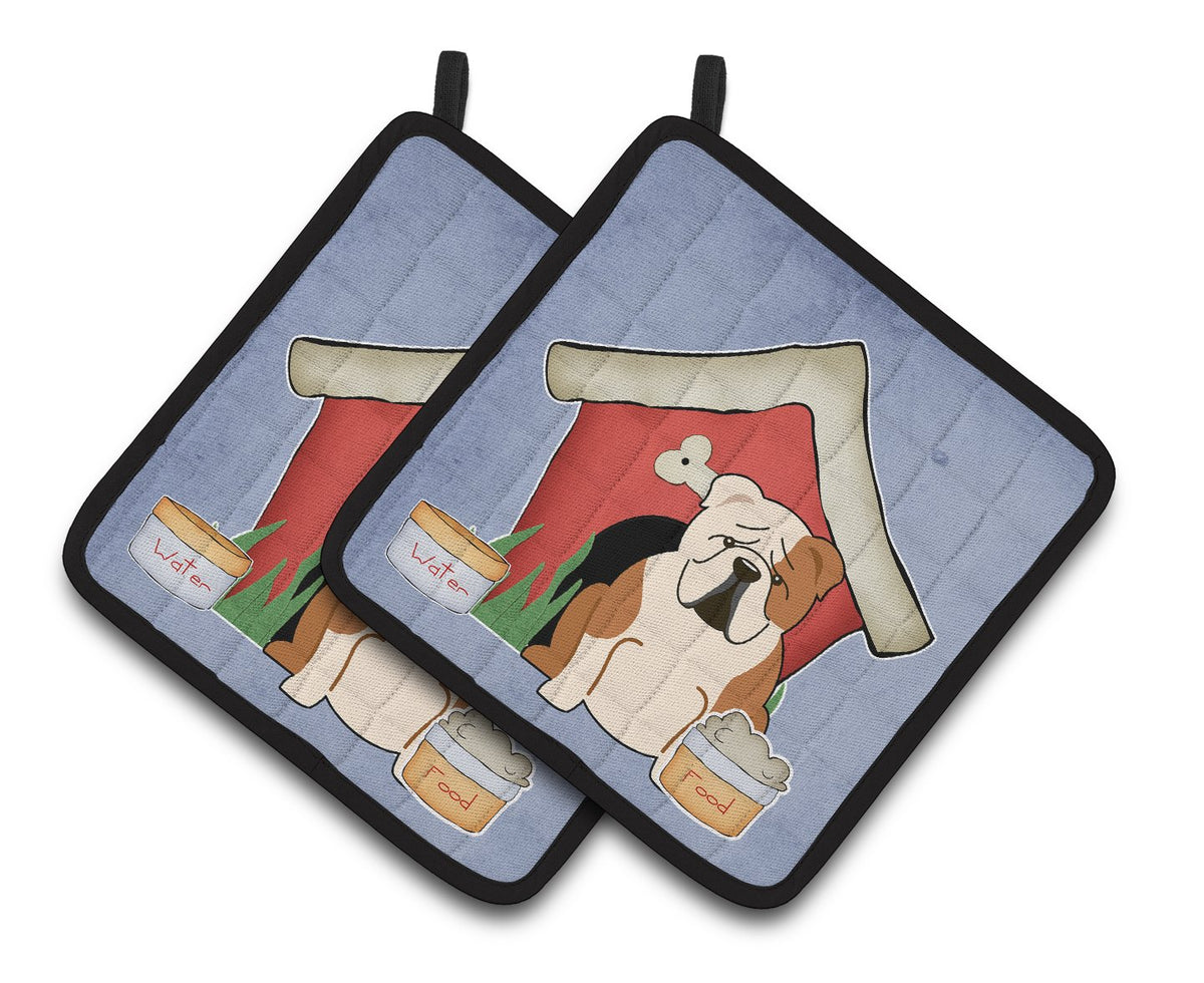 Dog House Collection English Bulldog Fawn White Pair of Pot Holders by Caroline&#39;s Treasures