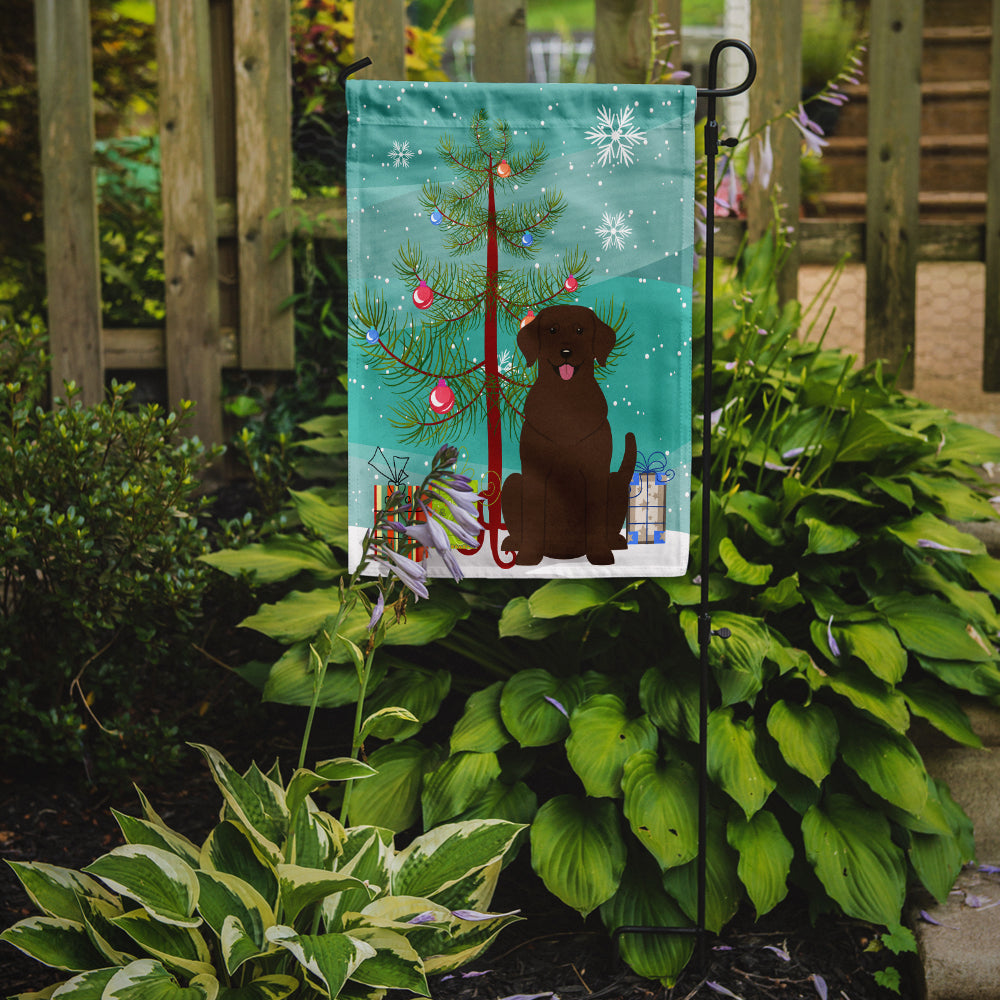 Merry Christmas Tree Chocolate Labrador Flag Garden Size BB4181GF  the-store.com.