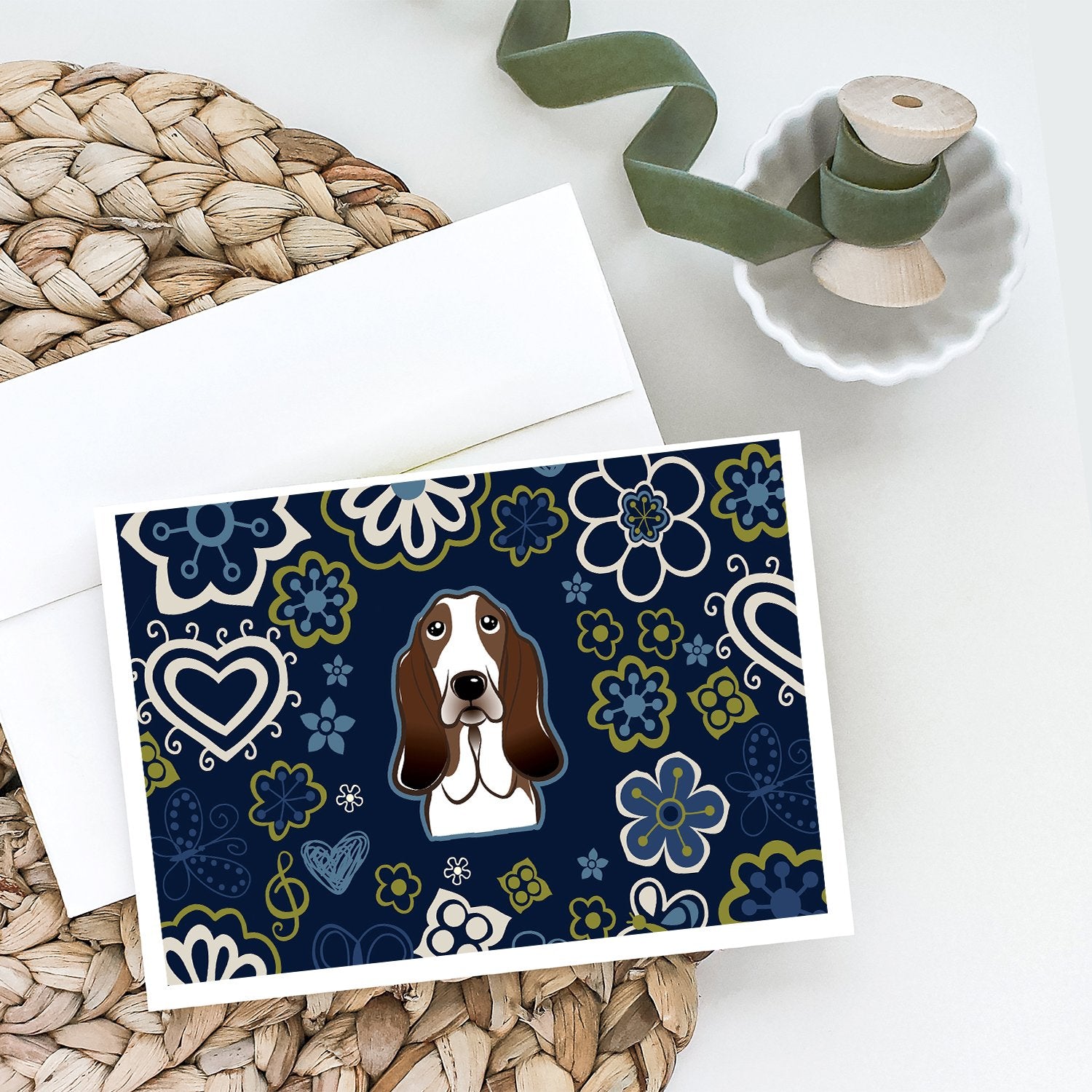 Blue Flowers Basset Hound Greeting Cards and Envelopes Pack of 8 - the-store.com