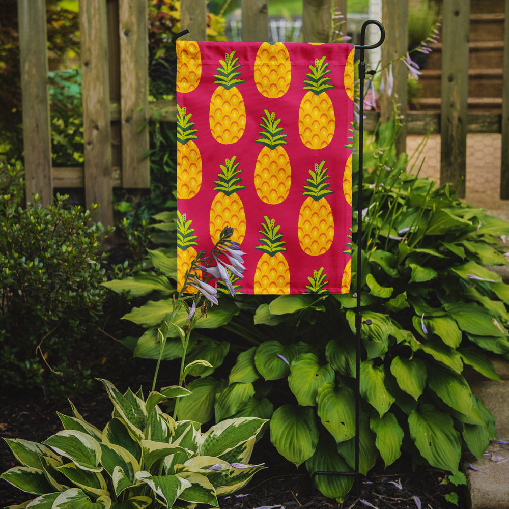 Caroline's Treasures Pineapples on Pink Garden Flag - Outdoor Decorative Yard Flag BB5136GF