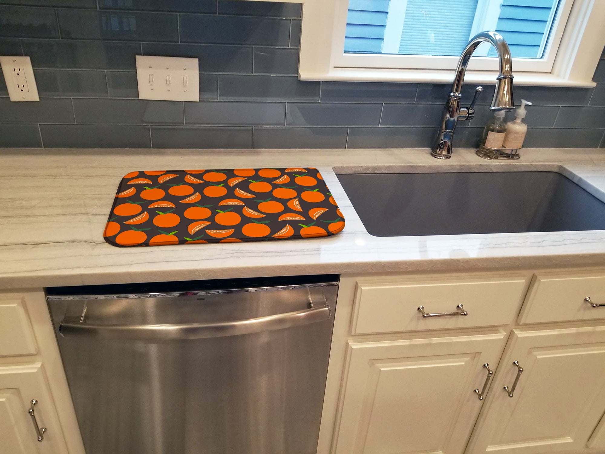 Oranges on Gray Dish Drying Mat BB5142DDM