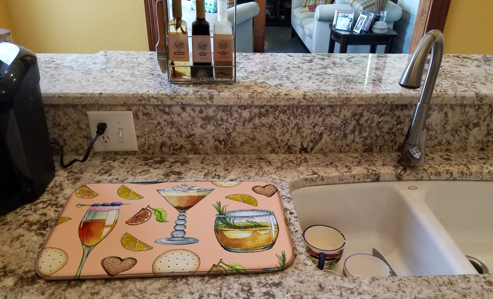 Caroline's Treasures Drinks and Cocktails Peach Dish Drying Mat – Absorbent, Artistic Kitchen Essentials BB5200DDM