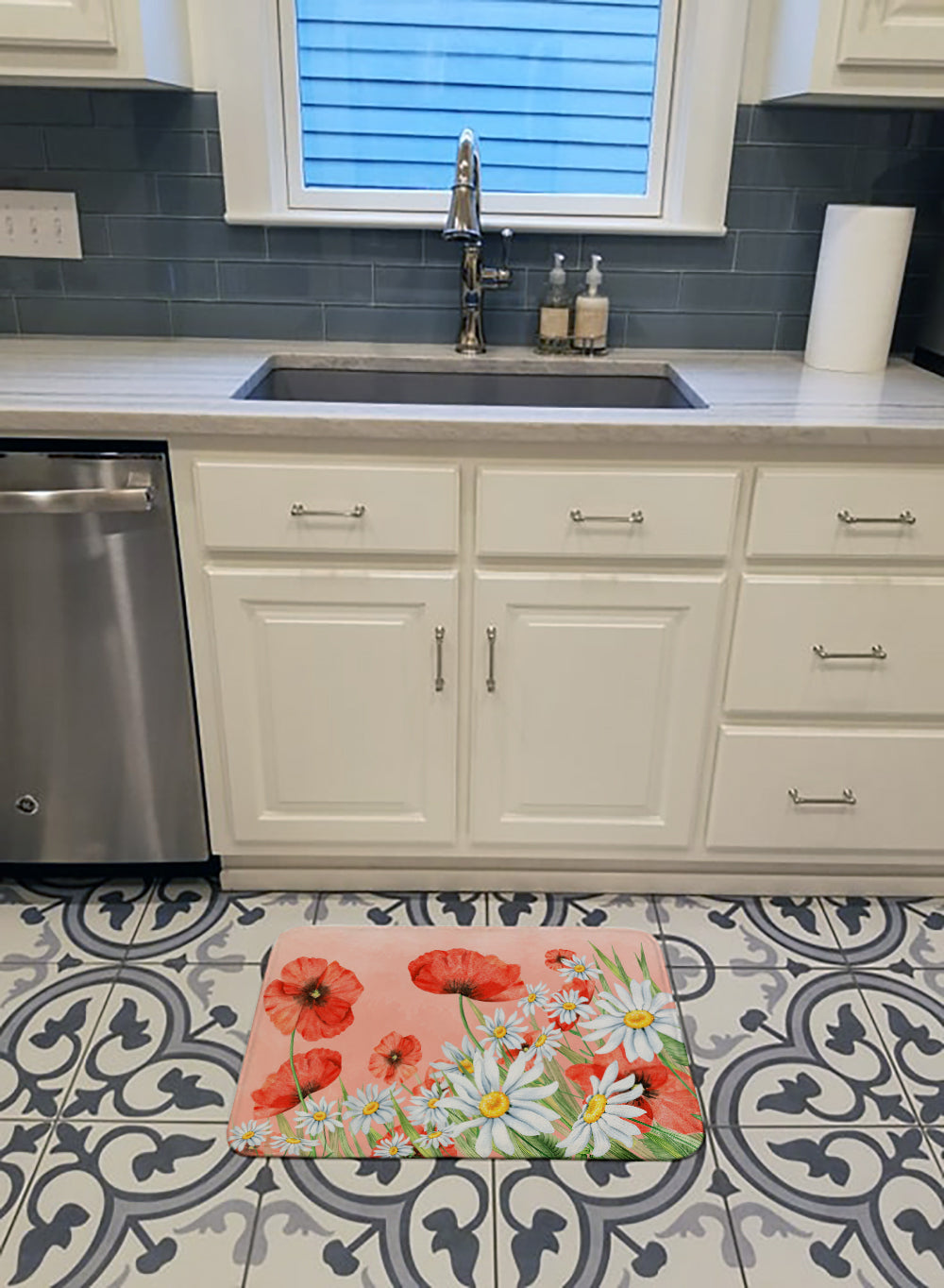 Poppies and Chamomiles Machine Washable Memory Foam Mat BB7448RUG - the-store.com