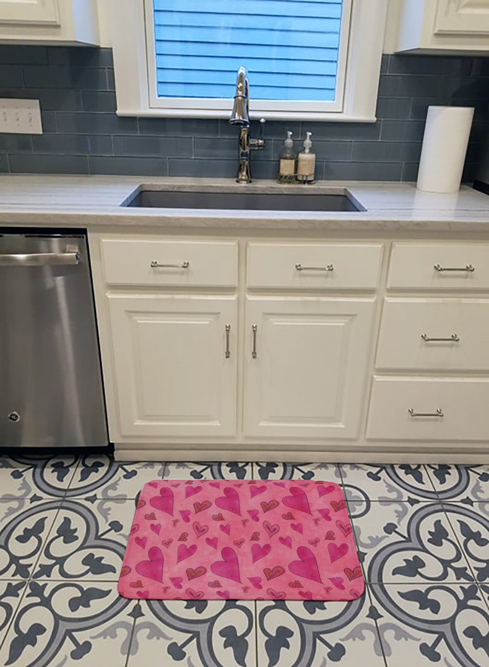 Watercolor Love and Hearts Machine Washable Memory Foam Mat BB7550RUG - the-store.com