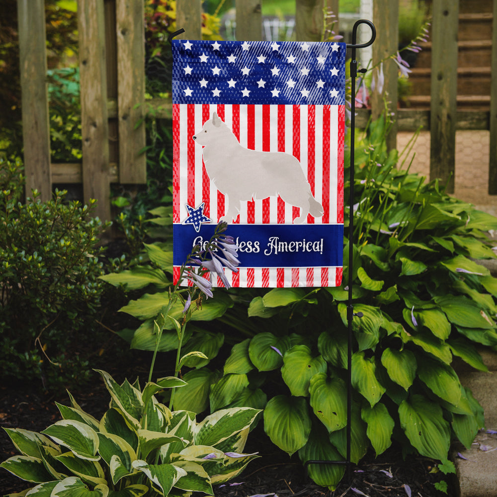 Berger Blanc Suisse American Flag Garden Size BB8373GF  the-store.com.