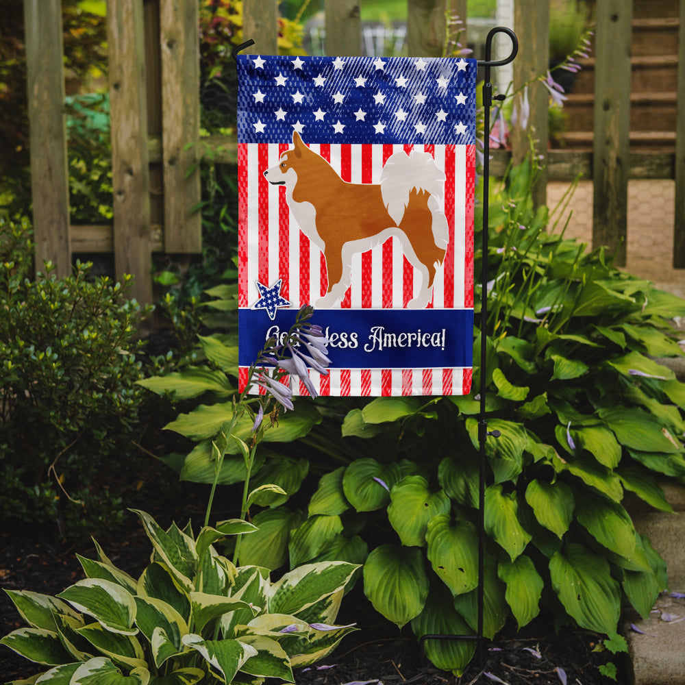 Caroline's Treasures Icelandic Sheepdog American Garden Flag - Outdoor Decorative Yard Flag BB8421GF
