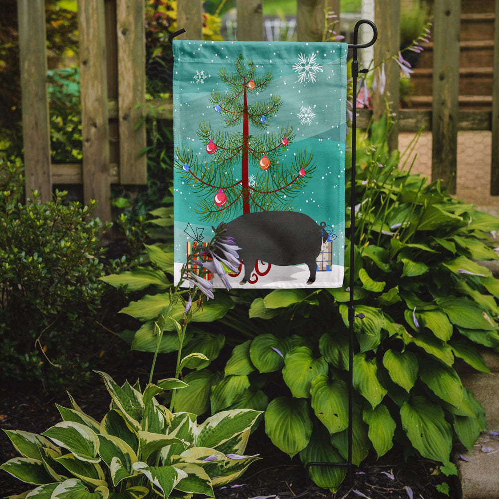 Caroline's Treasures Berkshire Pig Christmas Garden Flag - Outdoor Decorative Yard Flag BB9300GF