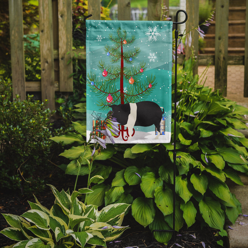 Caroline's Treasures Hampshire Pig Christmas Garden Flag - Outdoor Decorative Yard Flag BB9306GF
