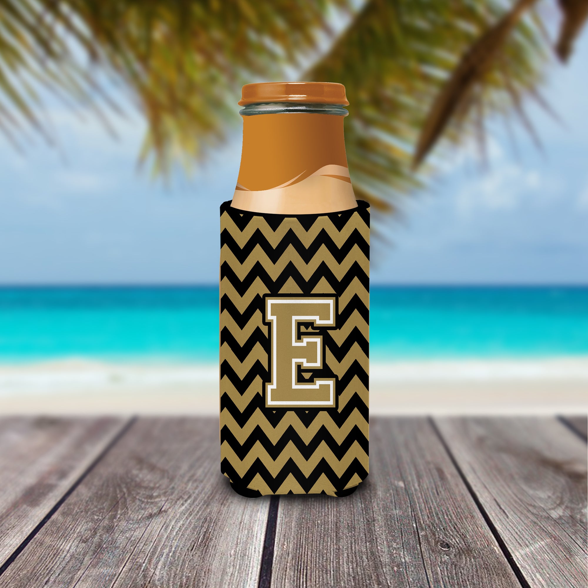 Letter E Chevron Black and Gold  Ultra Beverage Insulators for slim cans CJ1050-EMUK.