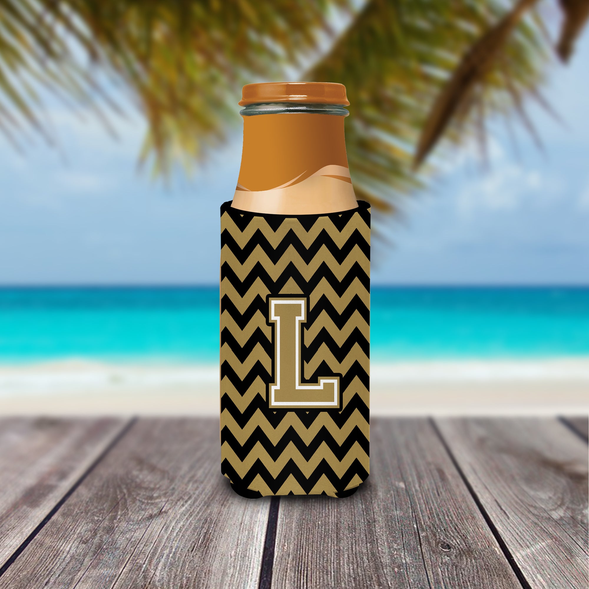 Letter L Chevron Black and Gold  Ultra Beverage Insulators for slim cans CJ1050-LMUK.